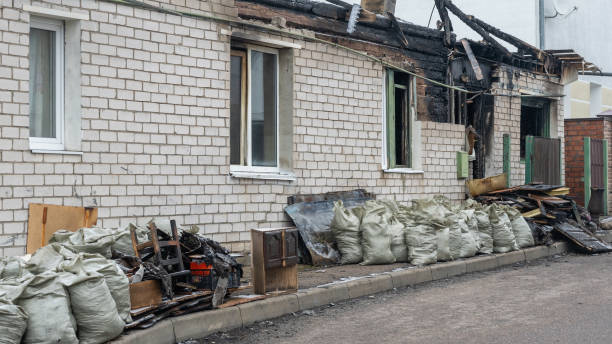 24/7 Emergency Fire Damage Removal experts in Lincoln Village, CA
